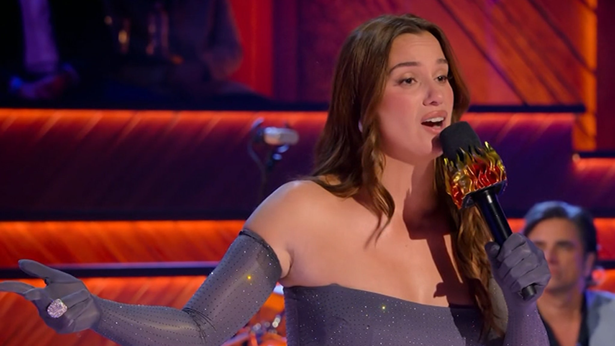 Blake Lively Targeted by Comedian With ‘C-Word’ During Netflix Roast, Timing Is Off Blake Lively Targeted by Comedian With ‘C-Word’ During Netflix Roast, Timing Is Off