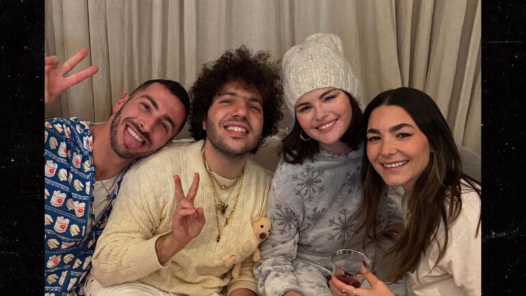 Selena Gomez & Fiancé Benny Blanco Ring in Hanukkah Together in NYC