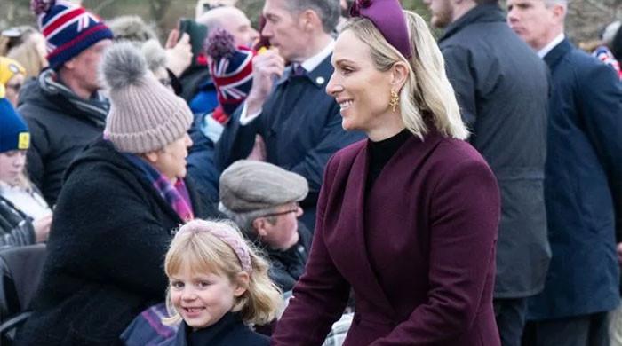 Lena Tindall twins with mum Zara in adorable Christmas snap Lena Tindall twins with mum Zara in adorable Christmas snap